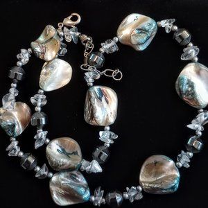 Vintage Pearl And Crystal Beaded Necklace